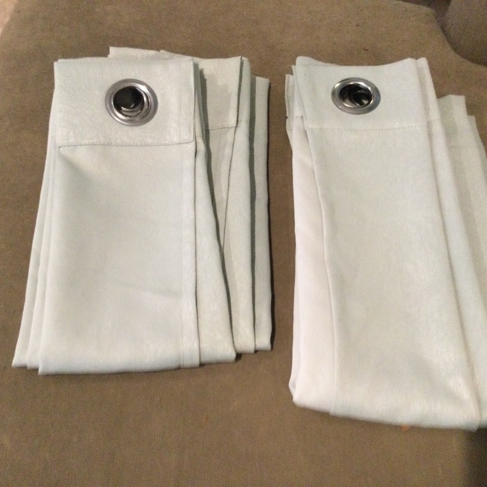 Like New Blackout Curtains
